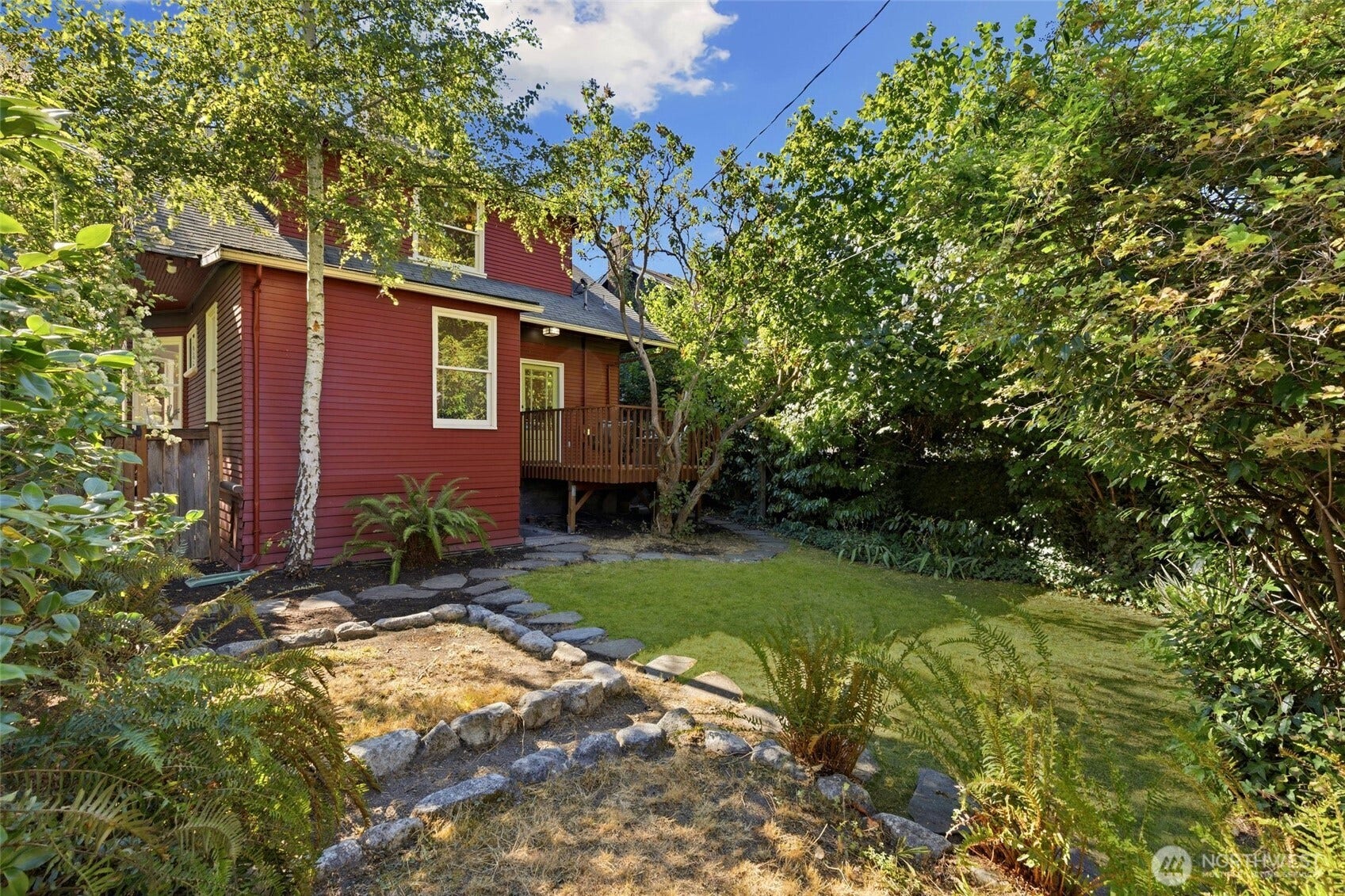 5246 12th Avenue NE, Seattle, WA 98105 5246 12th Avenue NE, Seattle, WA 98105