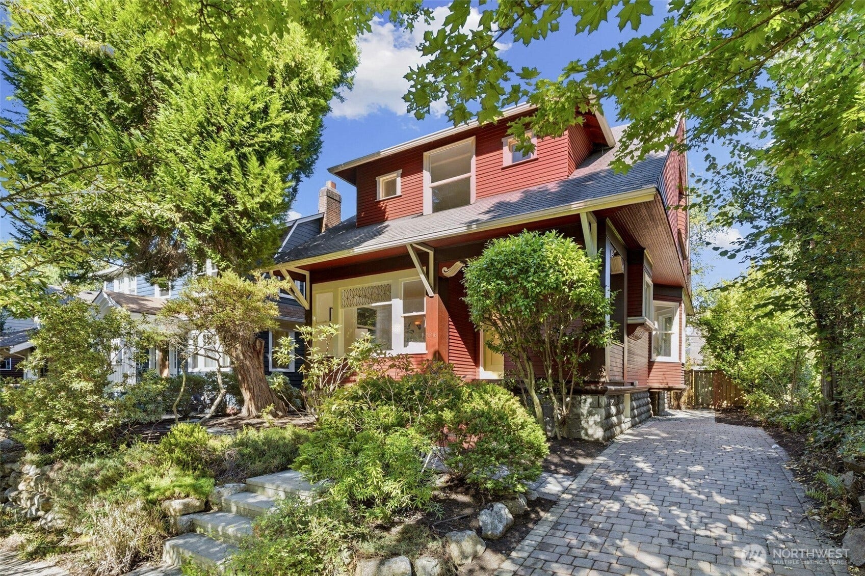 5246 12th Avenue NE, Seattle, WA 98105 5246 12th Avenue NE, Seattle, WA 98105
