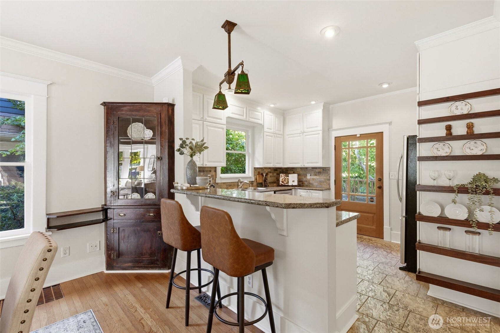 5246 12th Avenue NE, Seattle, WA 98105 5246 12th Avenue NE, Seattle, WA 98105