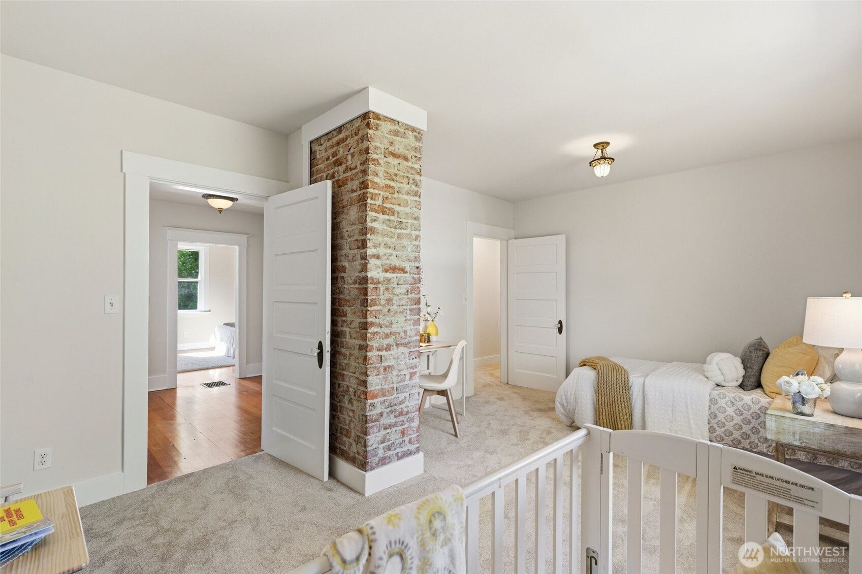 5246 12th Avenue NE, Seattle, WA 98105 5246 12th Avenue NE, Seattle, WA 98105
