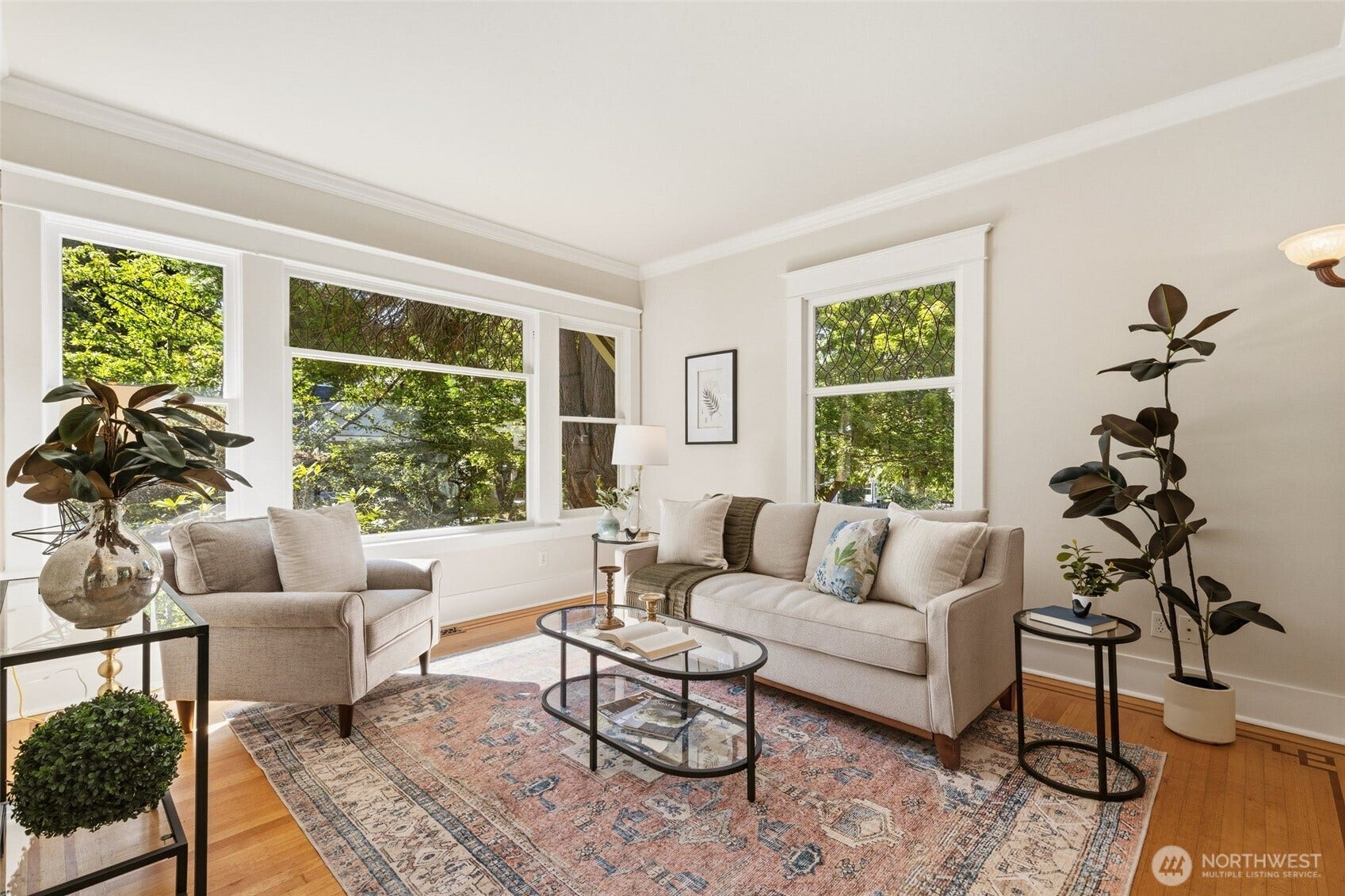 5246 12th Avenue NE, Seattle, WA 98105 5246 12th Avenue NE, Seattle, WA 98105