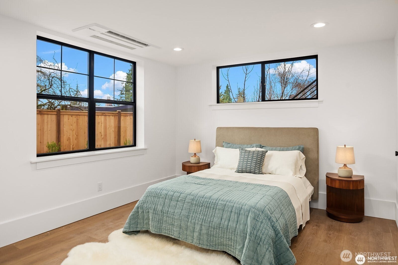 2615 NE 87th Street, Seattle, WA 98115 2615 NE 87th Street, Seattle, WA 98115