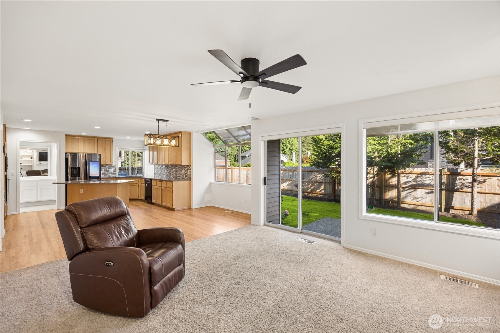 3106 235th Avenue SE, Sammamish, WA 98075 3106 235th Avenue SE, Sammamish, WA 98075