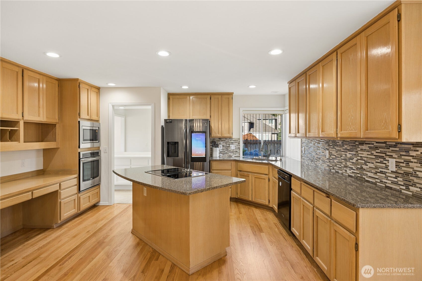 3106 235th Avenue SE, Sammamish, WA 98075 3106 235th Avenue SE, Sammamish, WA 98075