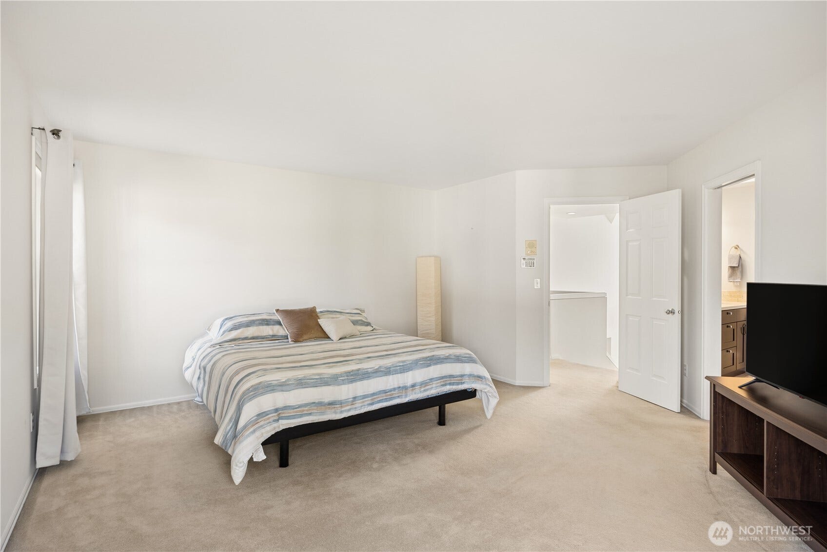 3106 235th Avenue SE, Sammamish, WA 98075 3106 235th Avenue SE, Sammamish, WA 98075