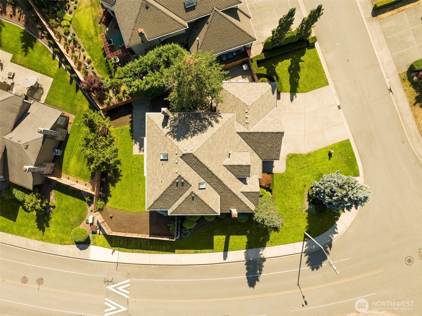 3106 235th Avenue SE, Sammamish, WA 98075 3106 235th Avenue SE, Sammamish, WA 98075