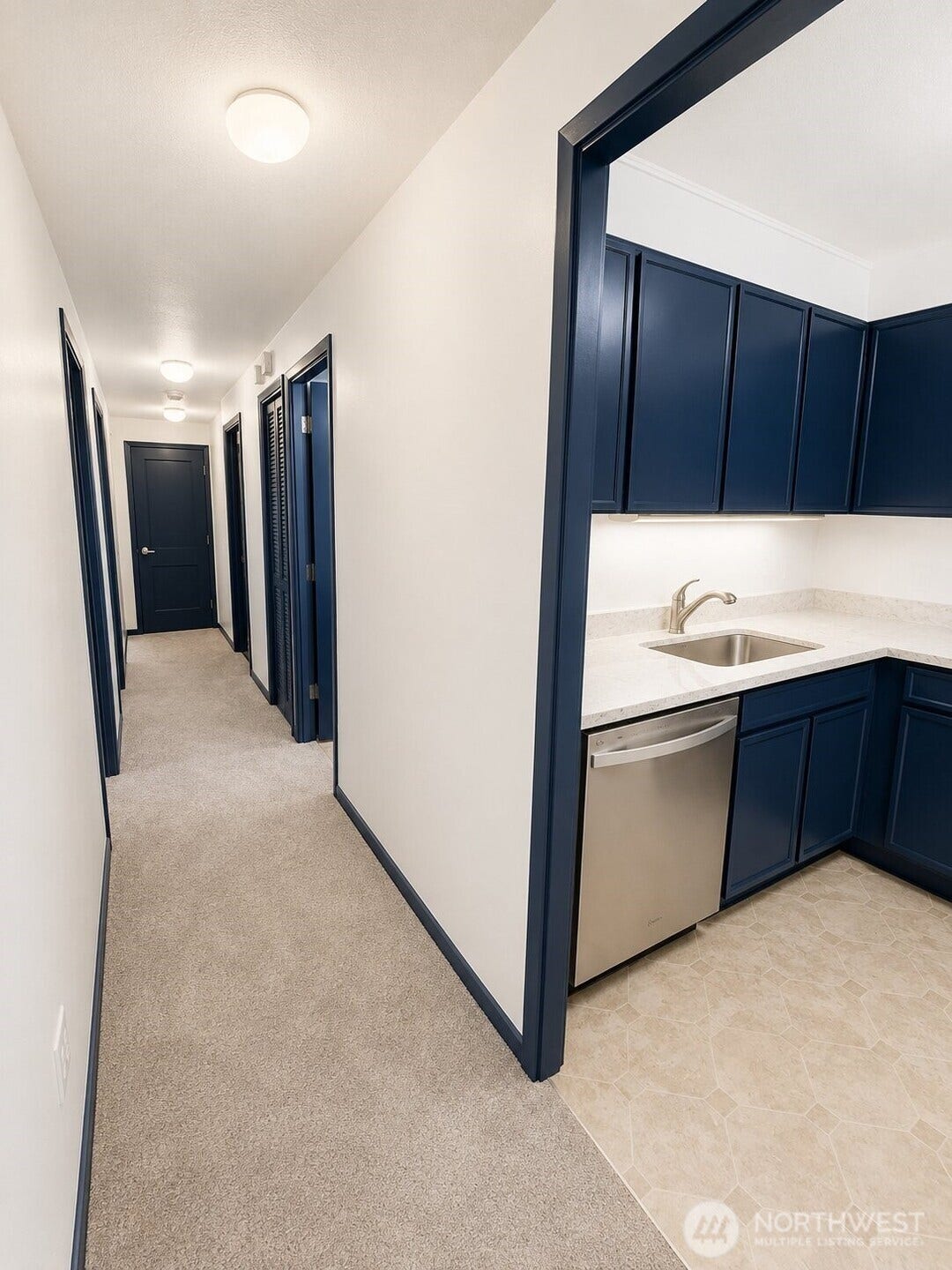 525 Belmont Avenue E, #1F, Seattle, WA 98102