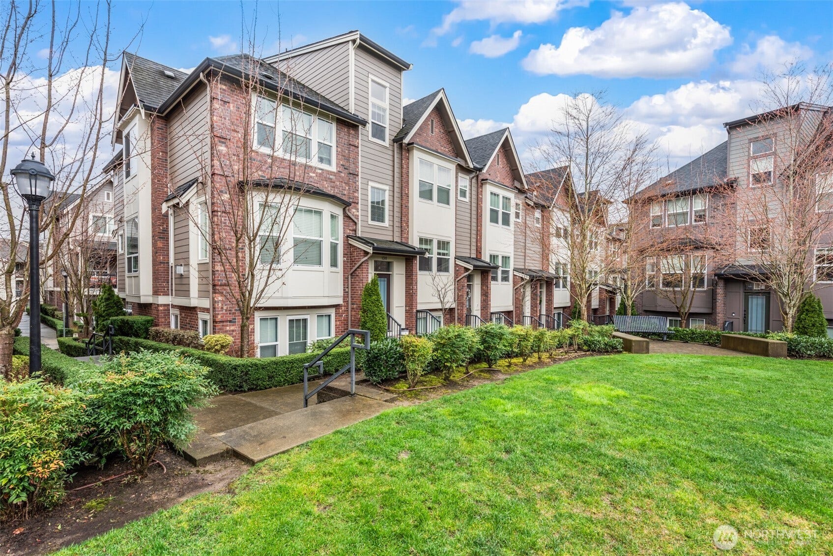 1321 Greenwich Walk NE, Issaquah, WA 98029