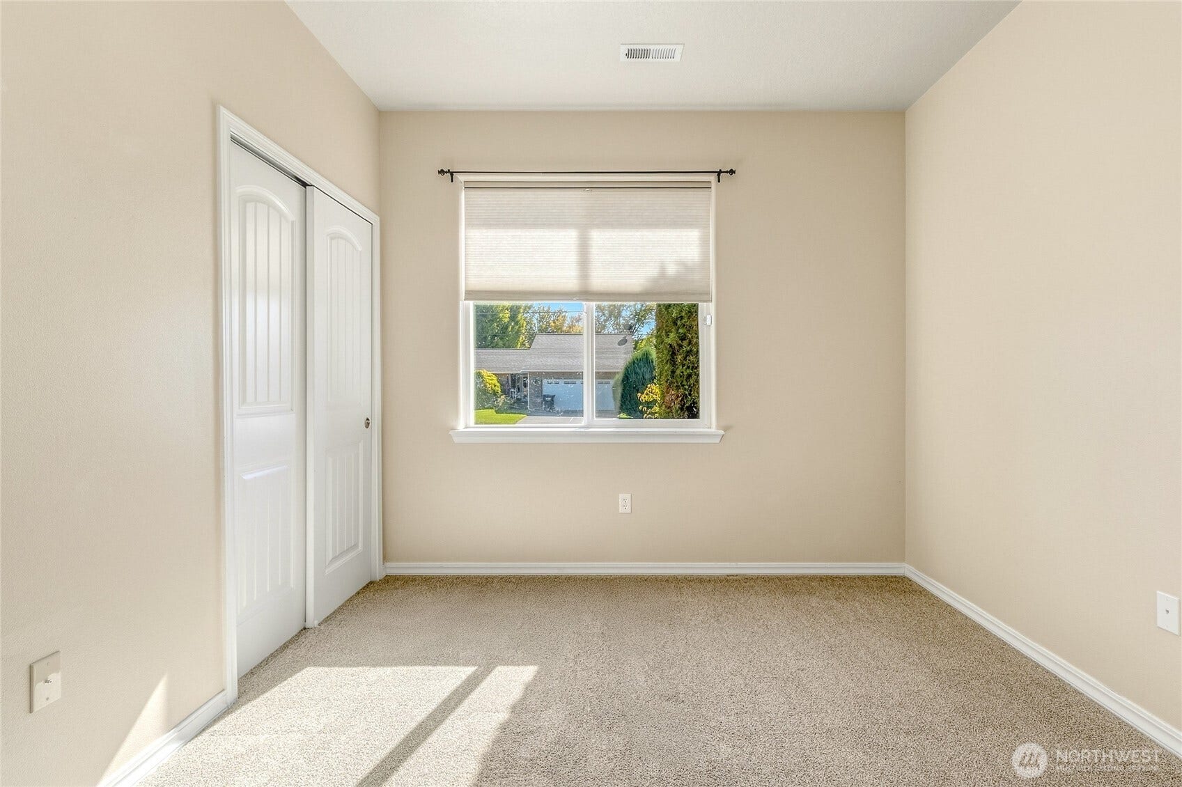 403 SE 3rd Street, College Place, WA 99324 403 SE 3rd Street, College Place, WA 99324