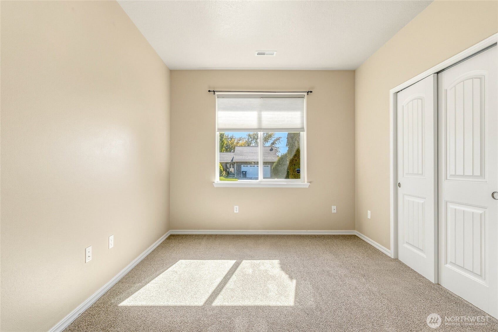 403 SE 3rd Street, College Place, WA 99324 403 SE 3rd Street, College Place, WA 99324