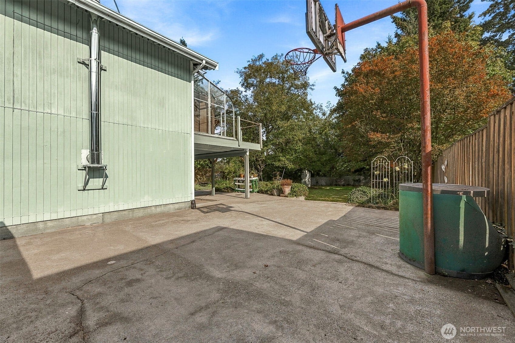 17324 40th Avenue S, SeaTac, WA 98188 17324 40th Avenue S, SeaTac, WA 98188