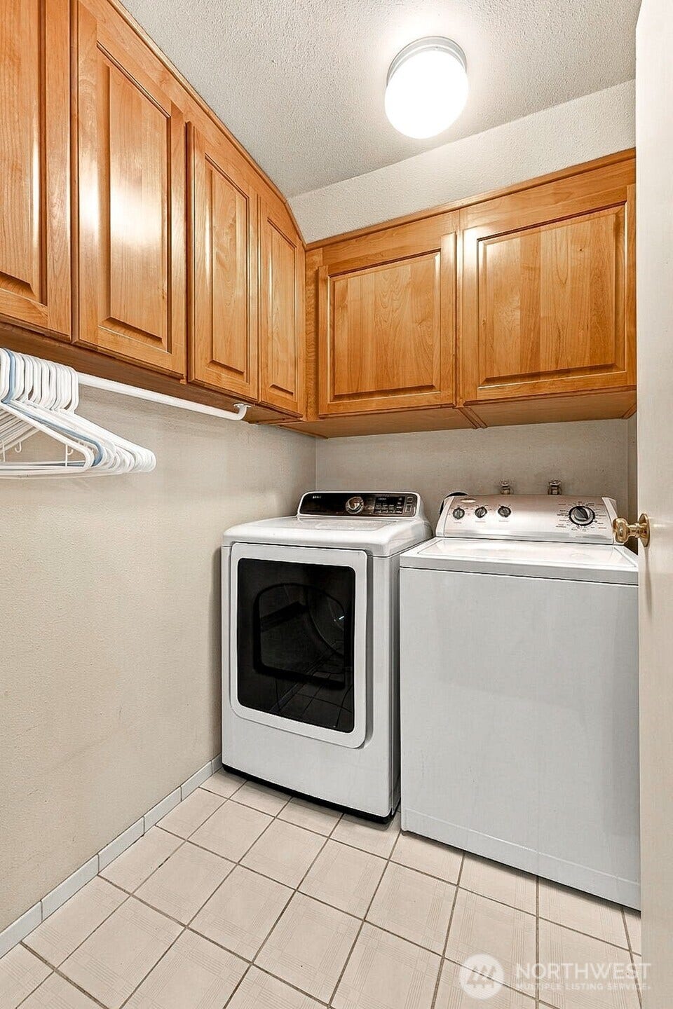 17324 40th Avenue S, SeaTac, WA 98188 17324 40th Avenue S, SeaTac, WA 98188