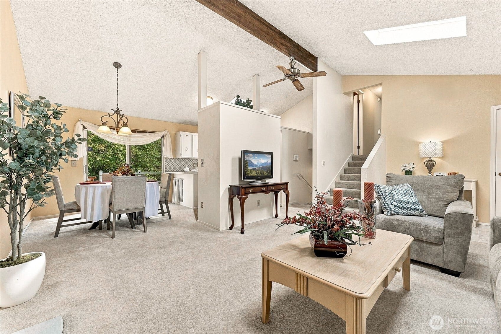 17324 40th Avenue S, SeaTac, WA 98188 17324 40th Avenue S, SeaTac, WA 98188