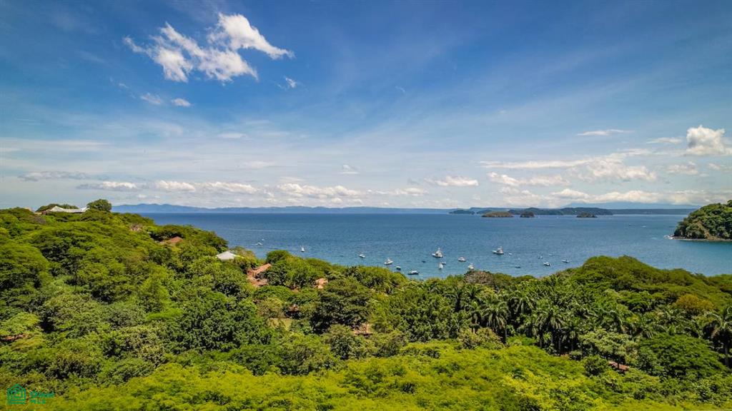 Poston Lot Guanacaste