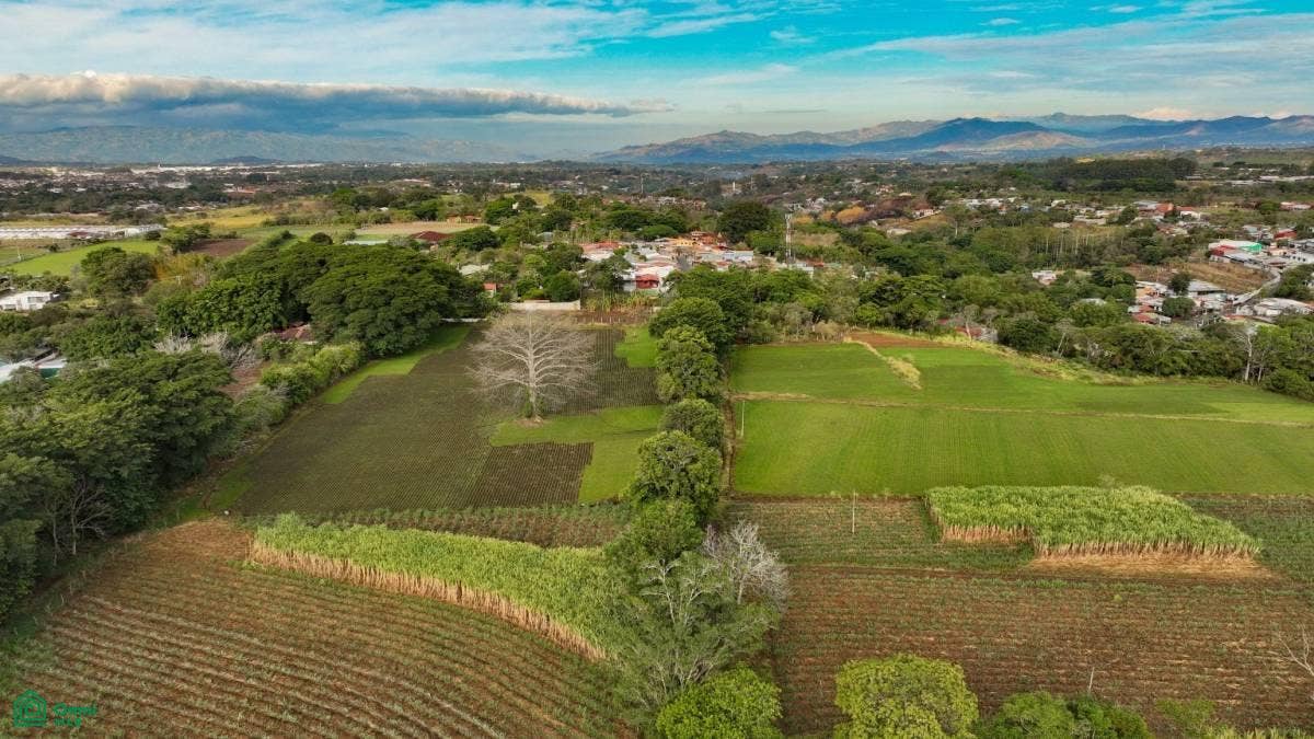 Near International Airpor Flat Land for Sale, San Isidro, Alajuela, Costa Rica