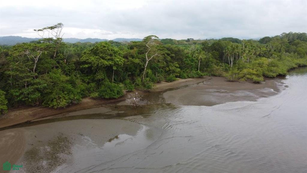 s/n Puerto Jiménez, Puerto Jimnez, Golfito, Golfito, Puntarenas, Costa Rica