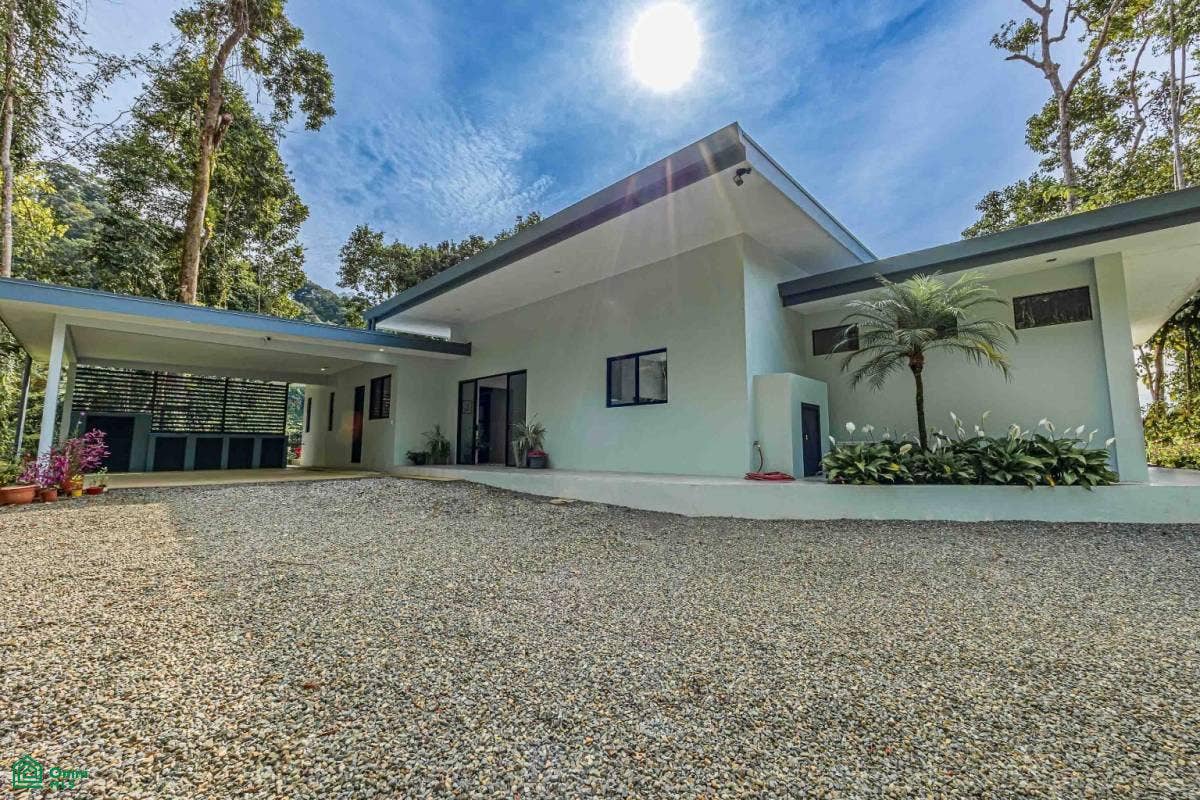 One Level Private and Mod Coastal and Ocean Views Casa Los Delfines, Dominical, Puntarenas, Costa Rica
