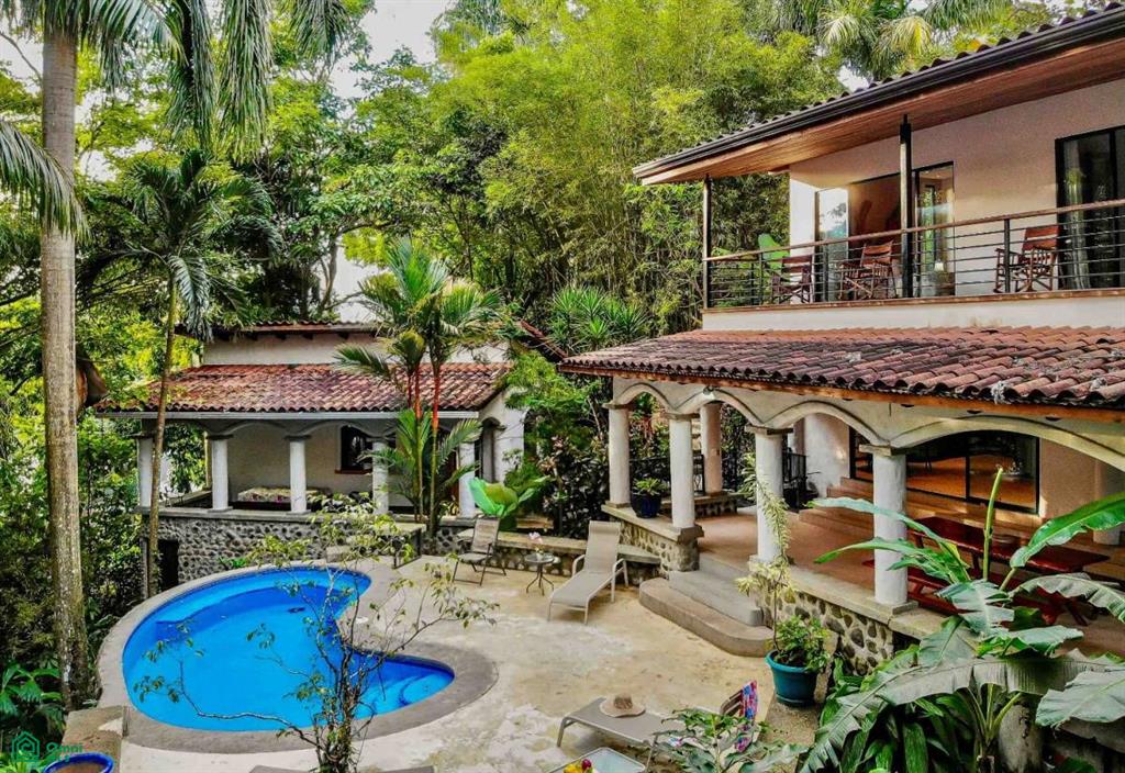 Private Rainforest Villa With Guest House Puntarenas