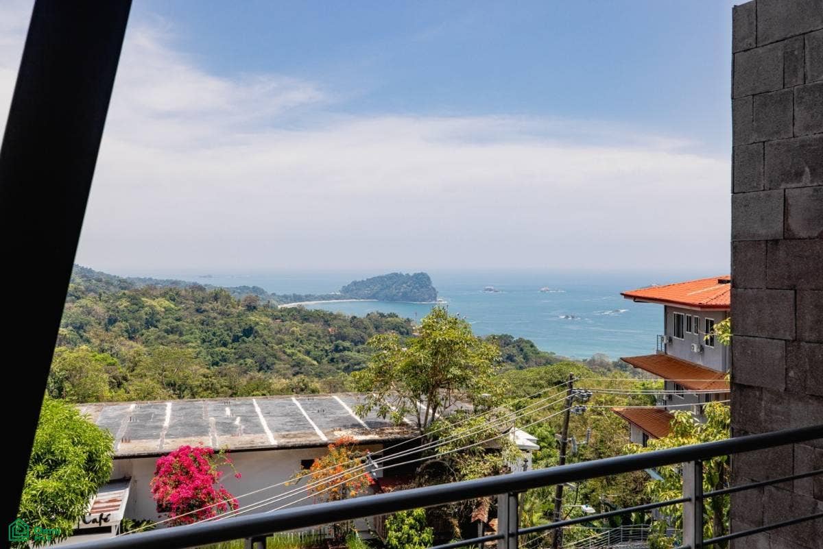 Los Altos Luxury Penthouse, Quepos, Puntarenas, Puntarenas, Puntarenas, Costa Rica 60601 Los Altos Luxury Penthouse, Quepos, Puntarenas, Puntarenas, Puntarenas, Costa Rica 60601