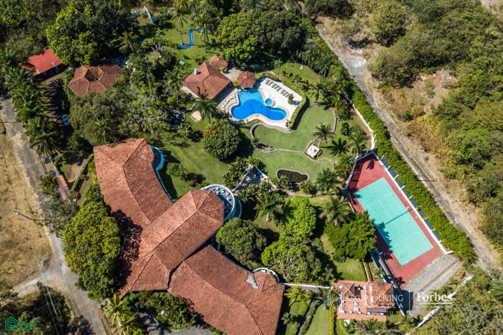 6229 Espiritu Santo Puntarenas