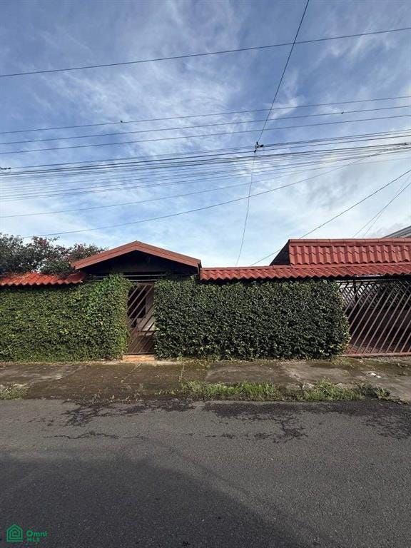 s/n Alto Cruz, Turrialba, Turrialba, Turrialba, Cartago, Costa Rica 30501
