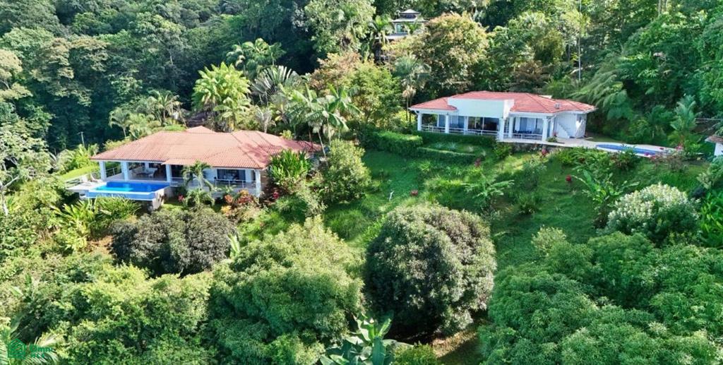 Whale Tail Grandview Villas Puntarenas