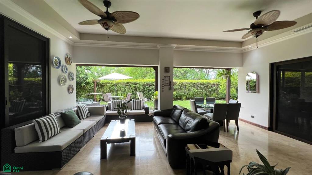 s/n Hacienda Del Sol, Santa Ana, Santa Ana, Santa Ana, San Jose, Costa Rica