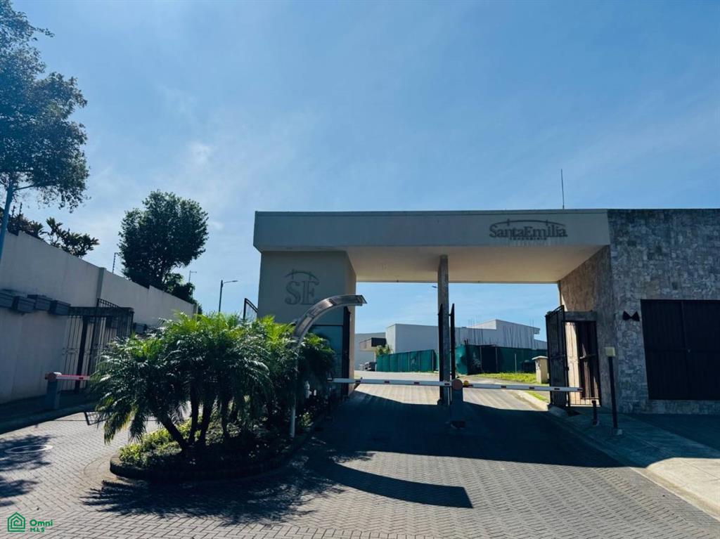 Condominio Santa Emilia Alajuela