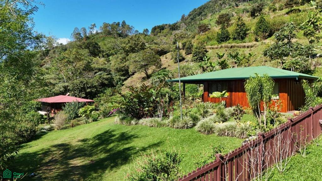 Casas Ecoduo En Las Alturas San Pedro San Jose