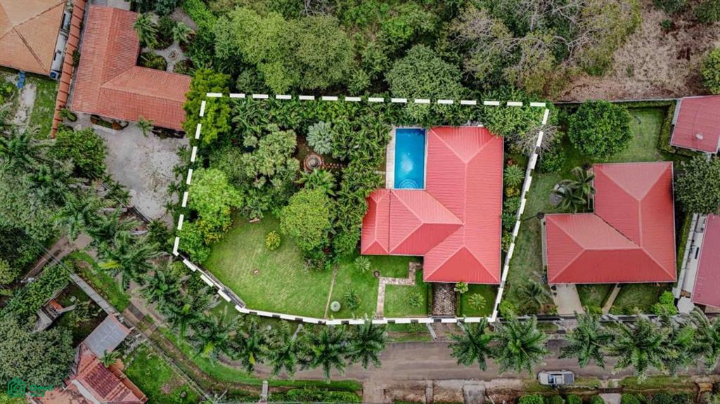 Single Story Family Home Guanacaste