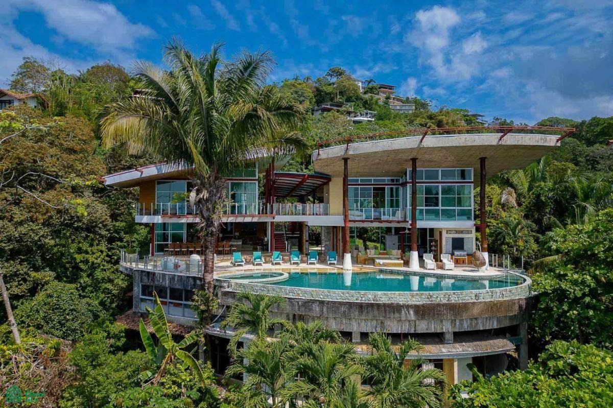 Luxury Mountain and Ocean View Villa, Quepos, Puntarenas, Costa Rica