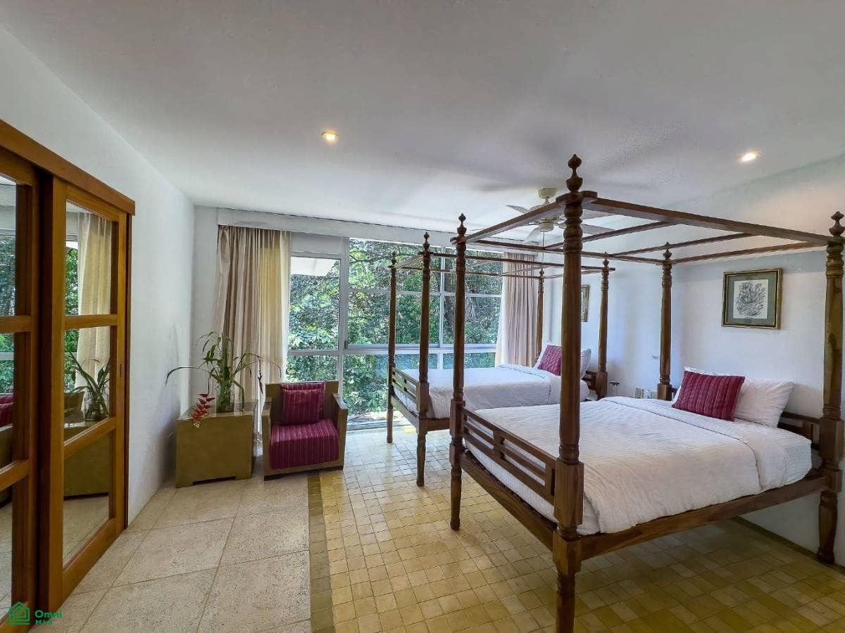 Luxury Mountain and Ocean View Villa, Quepos, Puntarenas, Costa Rica
