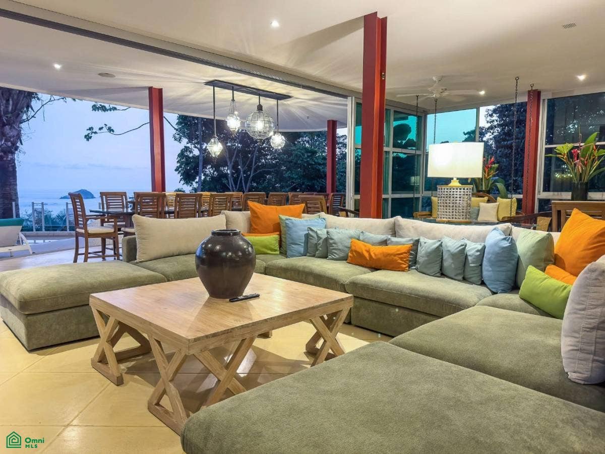 Luxury Mountain and Ocean View Villa, Quepos, Puntarenas, Costa Rica