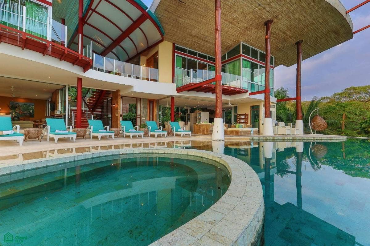 Luxury Mountain and Ocean View Villa, Quepos, Puntarenas, Costa Rica