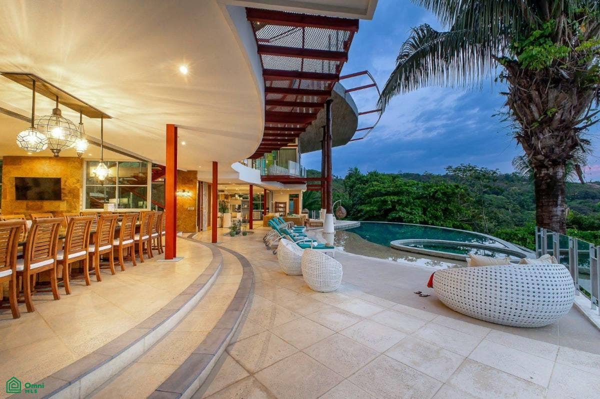 Luxury Mountain and Ocean View Villa, Quepos, Puntarenas, Costa Rica
