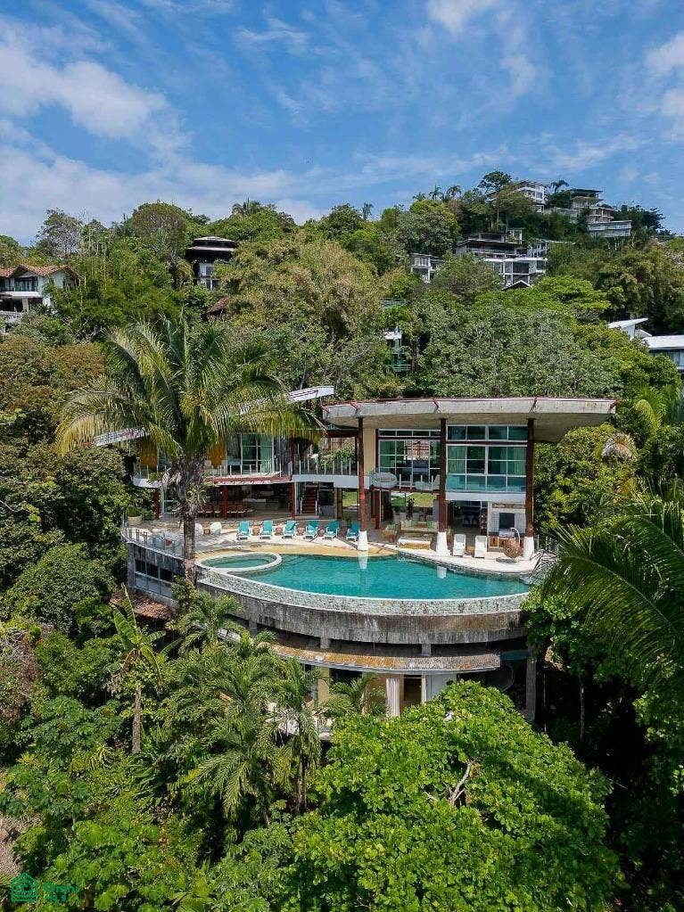 Luxury Mountain and Ocean View Villa, Quepos, Puntarenas, Costa Rica