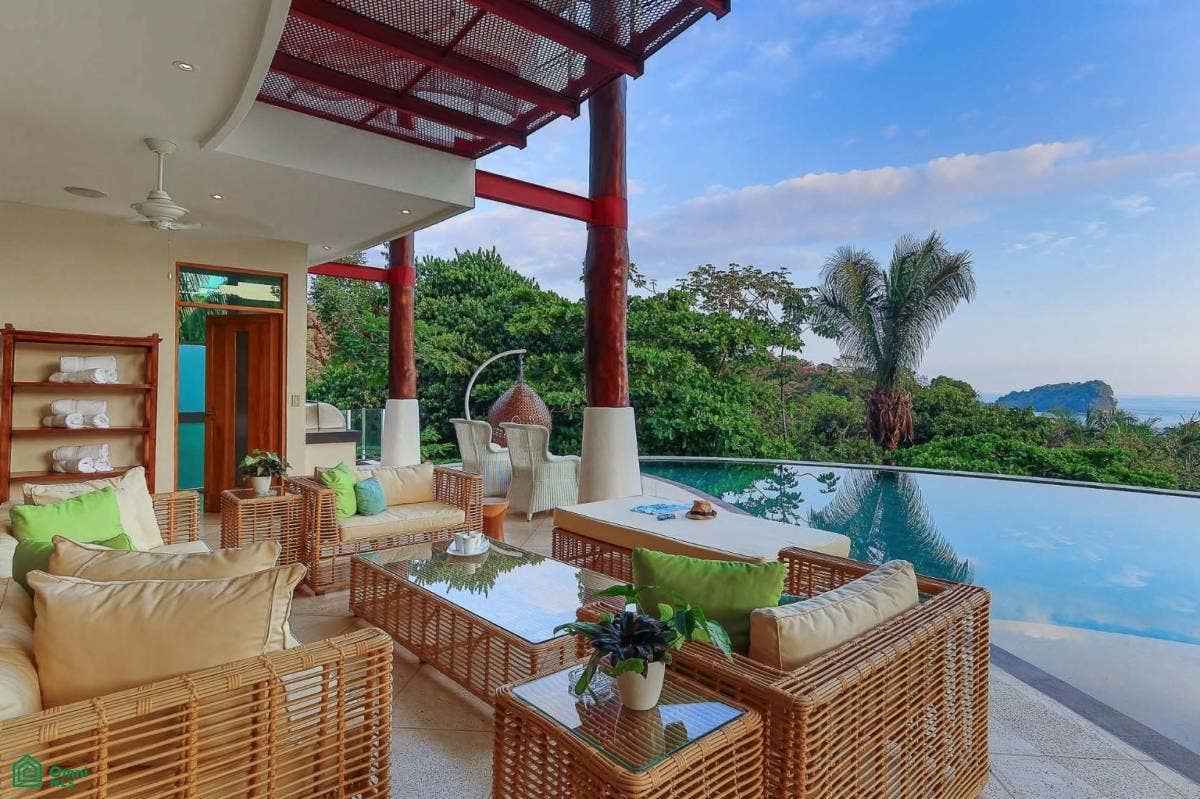 Luxury Mountain and Ocean View Villa, Quepos, Puntarenas, Costa Rica