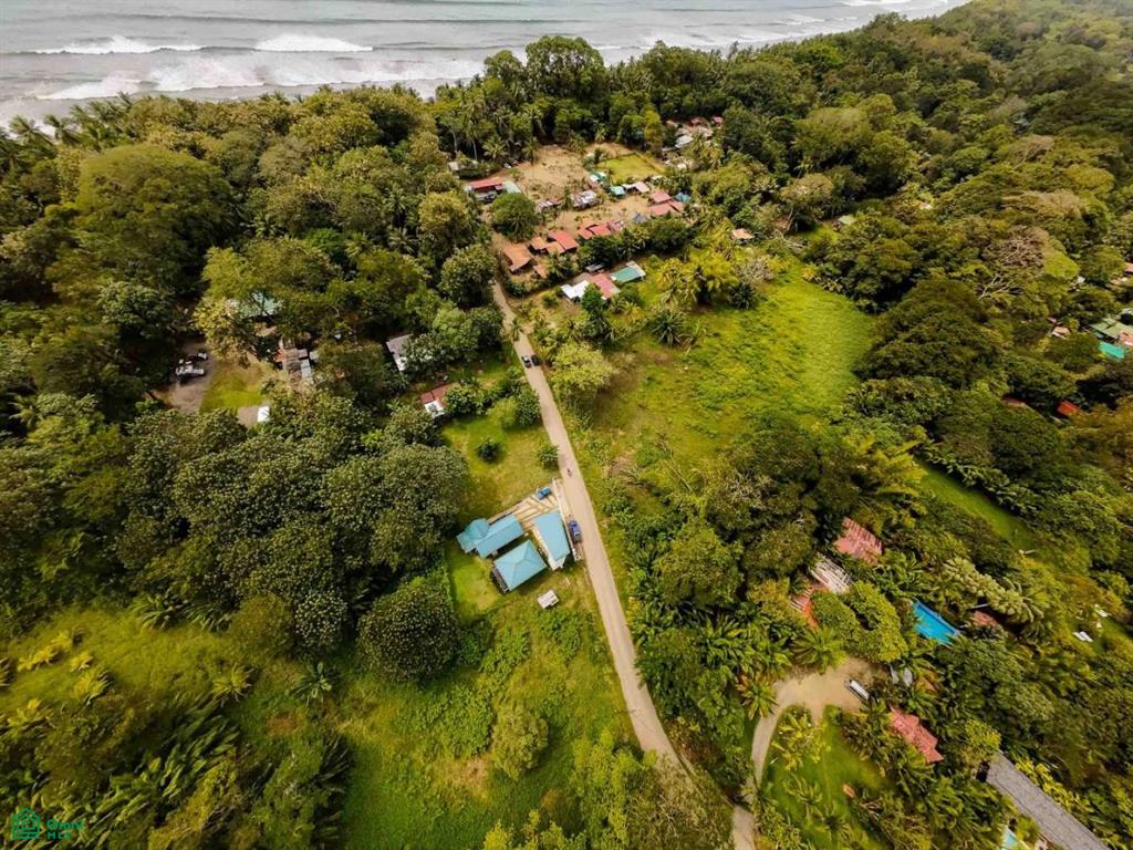 Titled Land Steps From The Beach Puntarenas