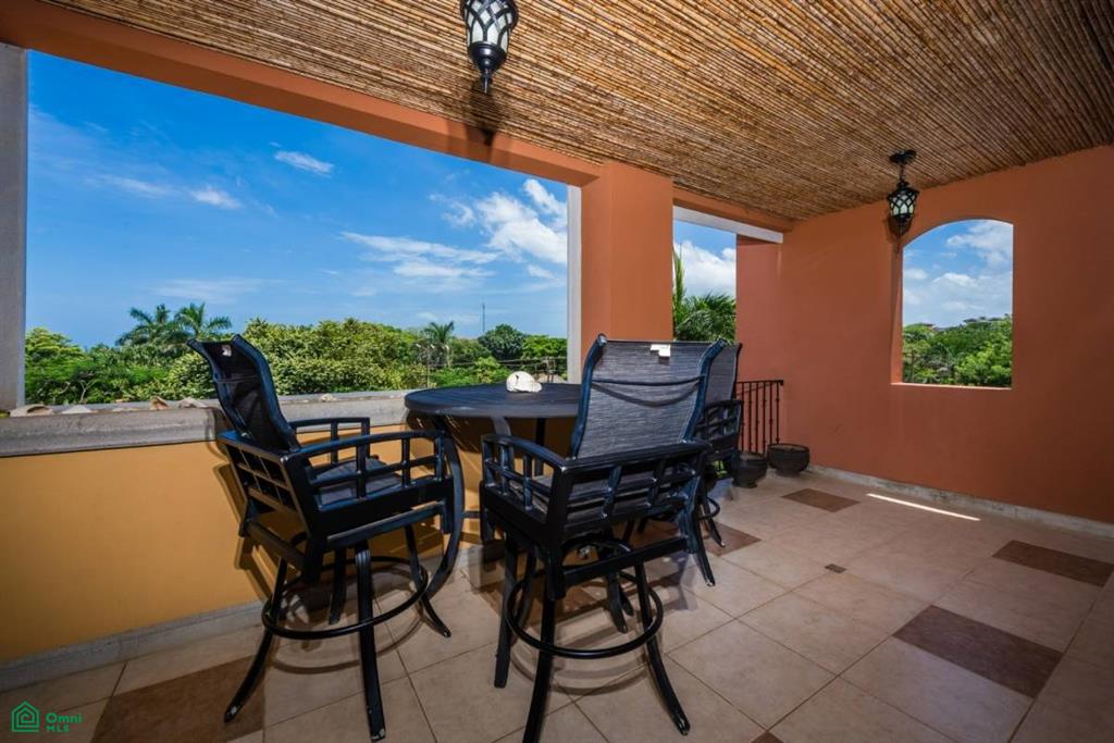 Naxos 8 Tamarindo Guanacaste