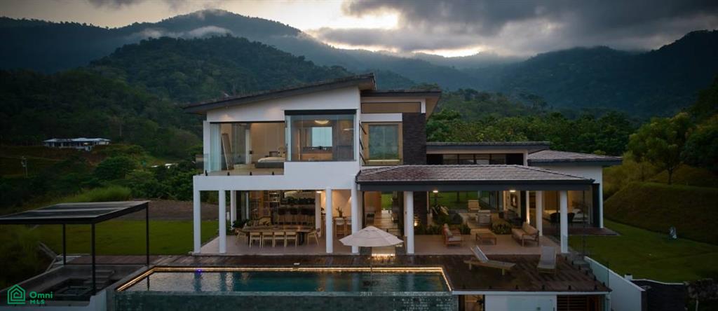Luxury Oceanview Villa Puntarenas