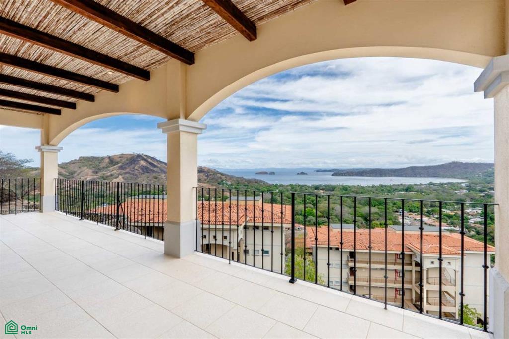 F401 Segovia Playas Del Coco Guanacaste