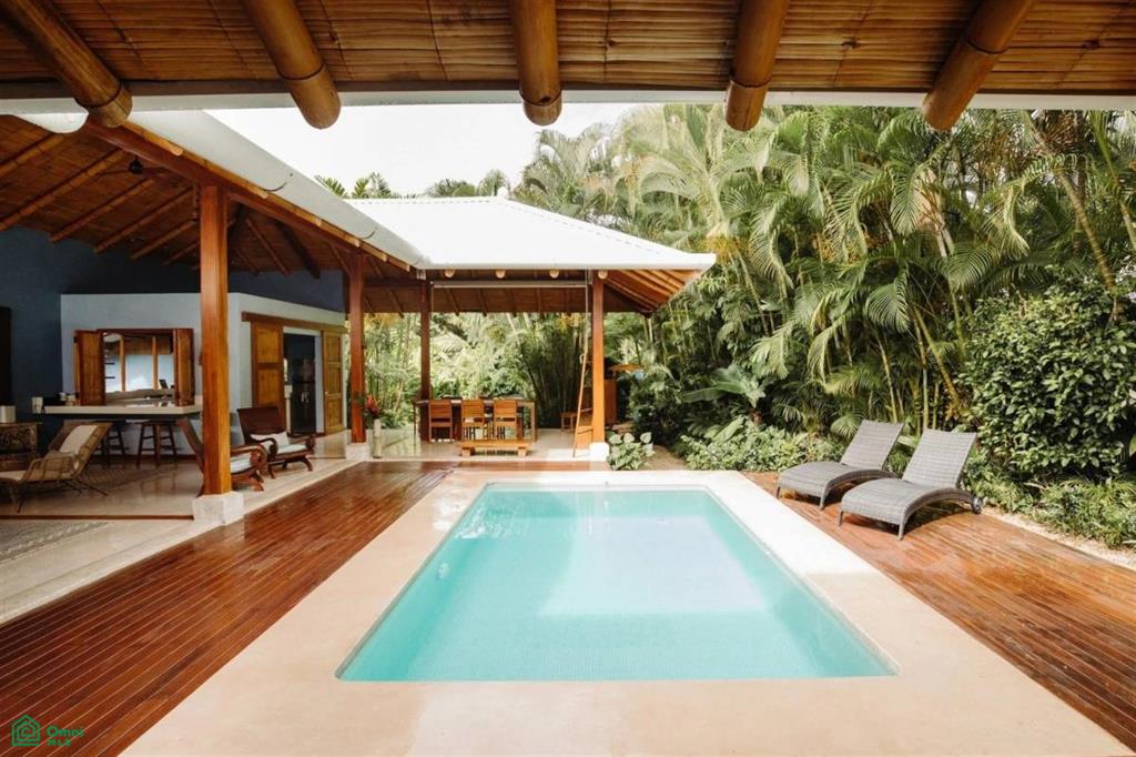 Tropical Home with Garden Main Home With Guest House, Cbano (C. M. D.), Puntarenas, Puntarenas, Puntarenas, Costa Rica 60111