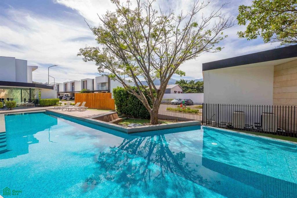 Exclusive Turnkey Home Luxury Property In Gated Community Santa Ana San Jose