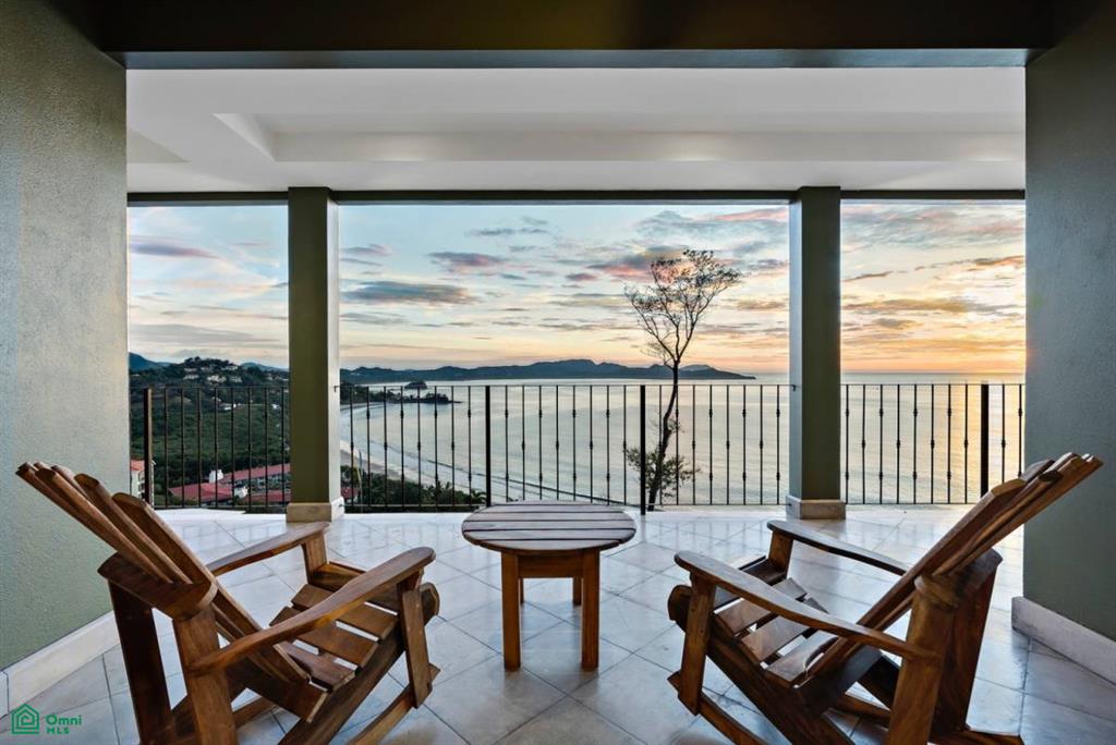 360   307 Splendor Condo Santa Cruz Guanacaste