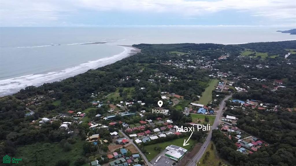 La Colonia Bahia Ballena Puntarenas