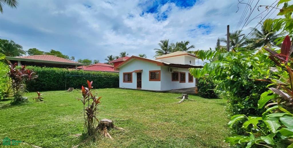 Casa Bejuco 32, Playa Esterillos, Parrita, Parrita, Puntarenas, Costa Rica