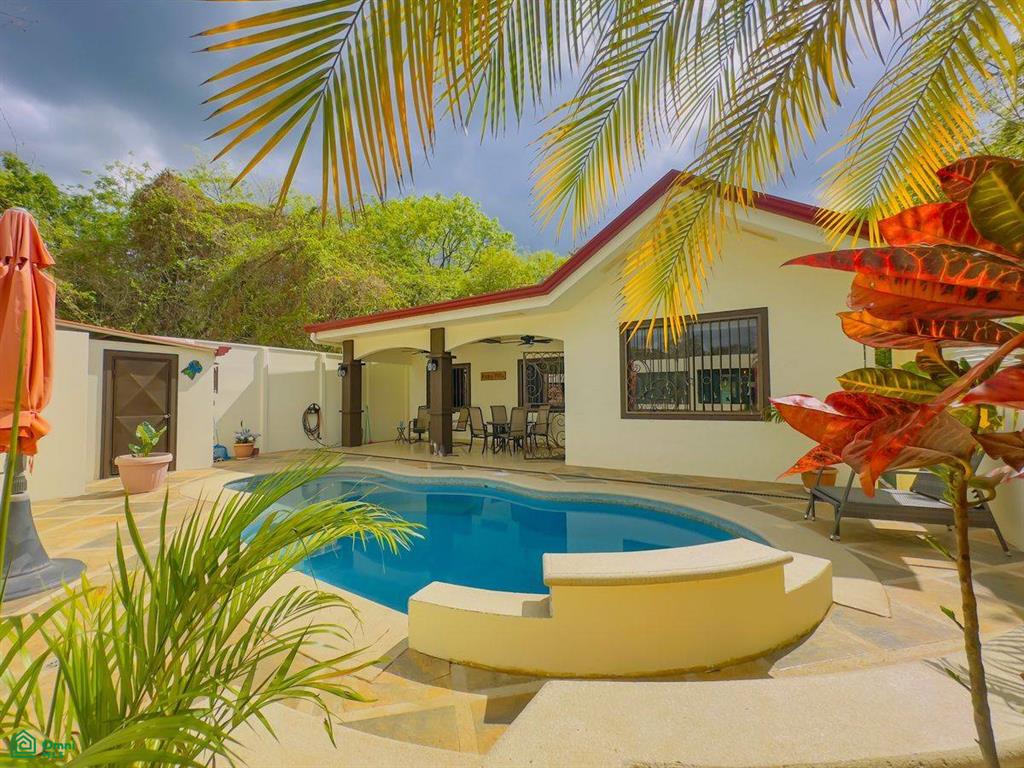 Monteseco Casa Lugar Feliz Home In Playas Del Coco Guanacaste