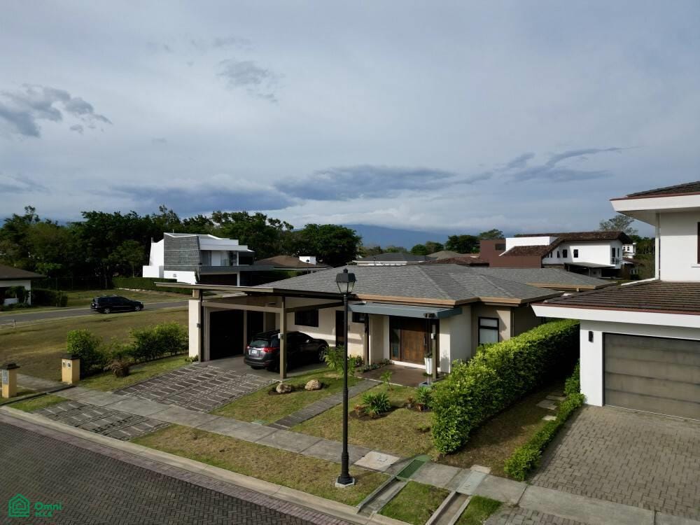 Los Reyes, Guácima, Alajuela, Alajuela, Alajuela, Costa Rica 20105