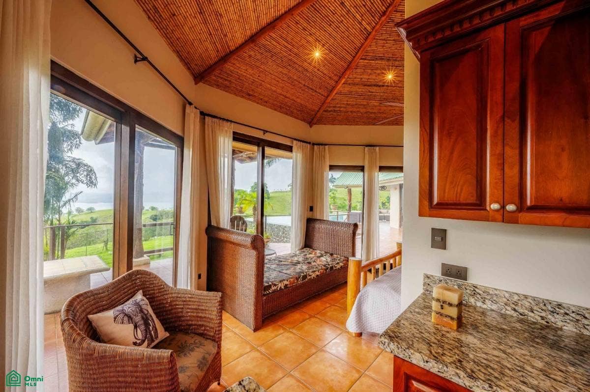 Luxury Lakefront Villa, Arenal, Tilaran, Tilaran, Guanacaste, Costa Rica