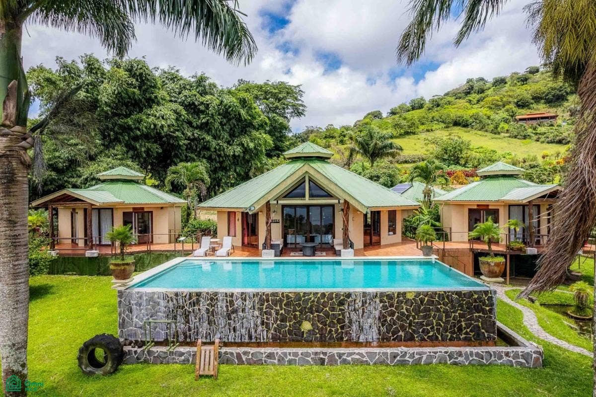 Luxury Lakefront Villa, Arenal, Tilaran, Tilaran, Guanacaste, Costa Rica
